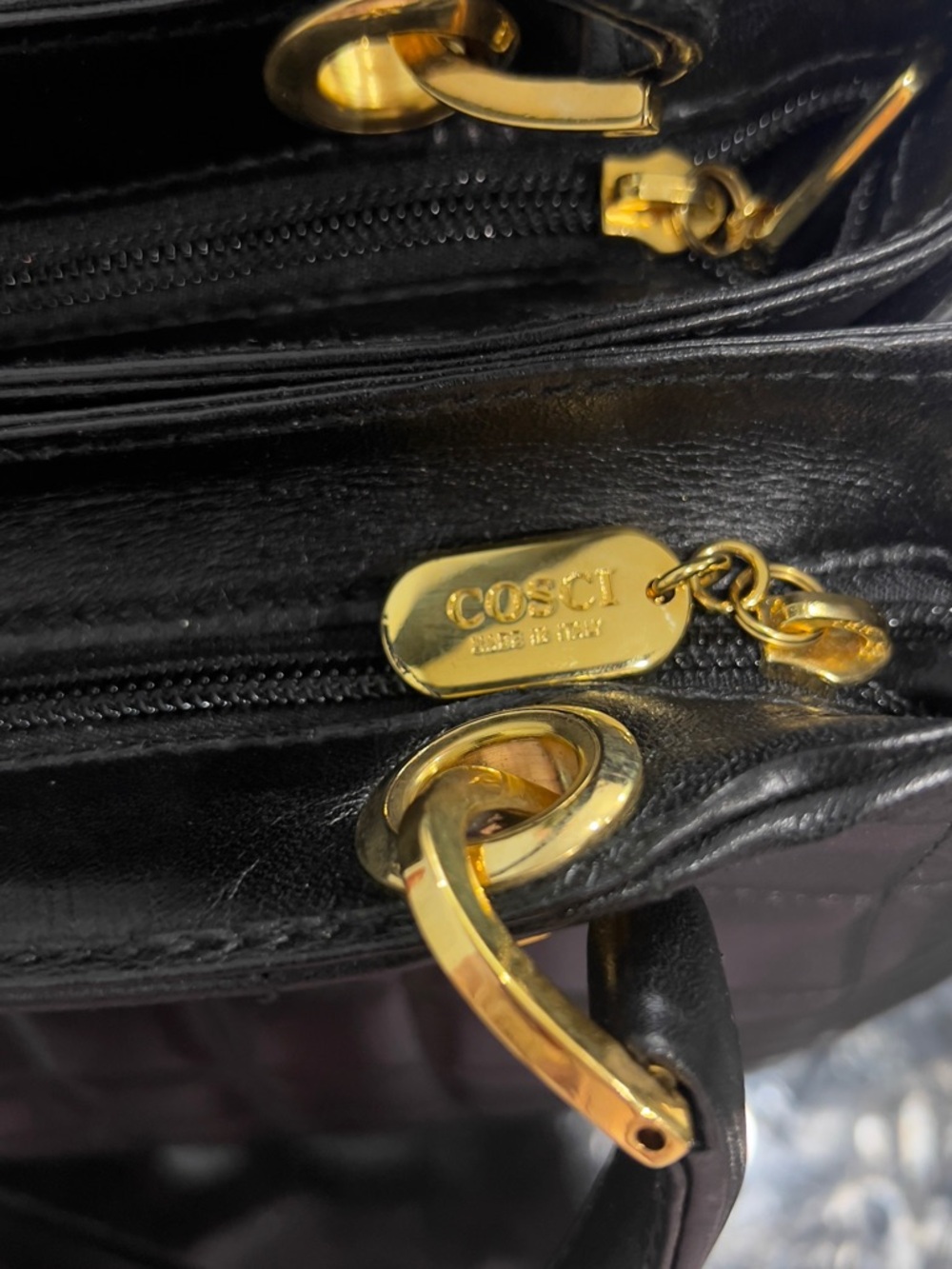 COSCI Italy quilted leather handbag with gold-tone hardware and a 'C' charm - Picture 4 of 4